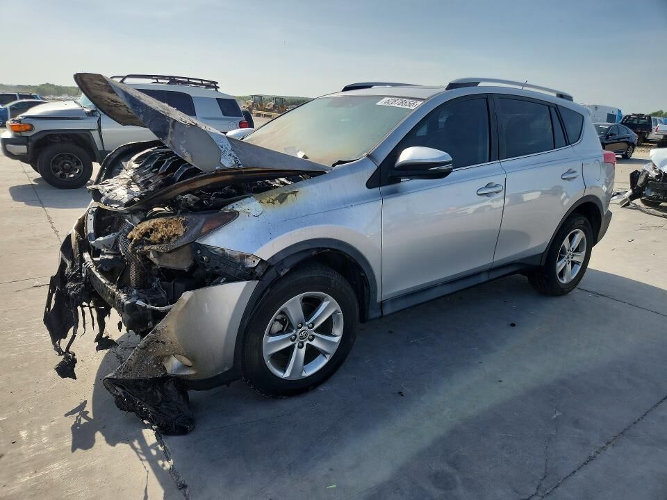 2015 TOYOTA RAV4