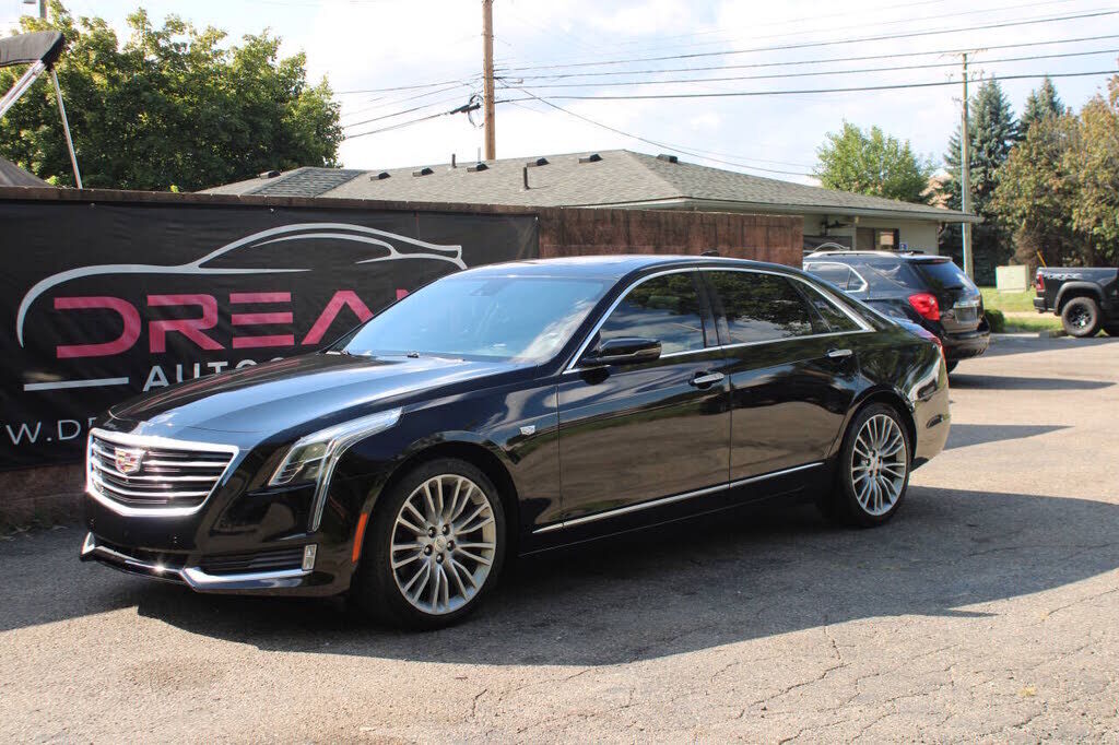 2017 CADILLAC CT6