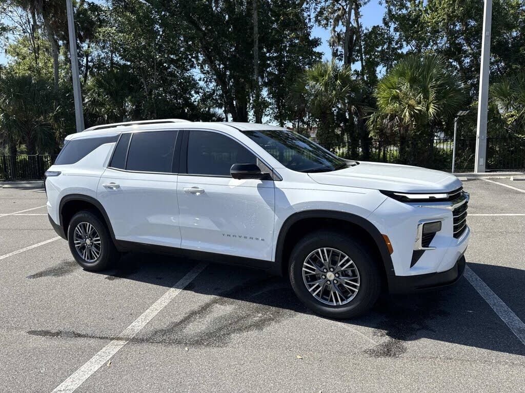 2026 CHEVROLET Traverse