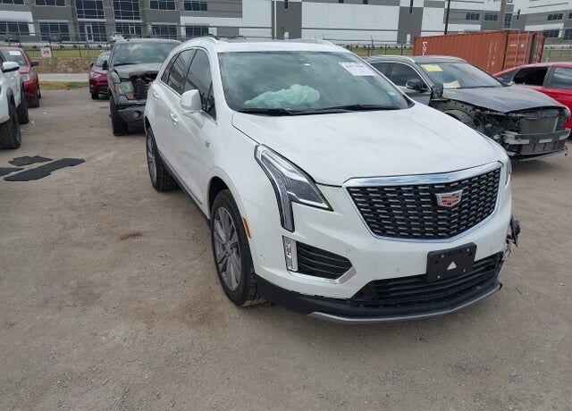 2025 CADILLAC XT5