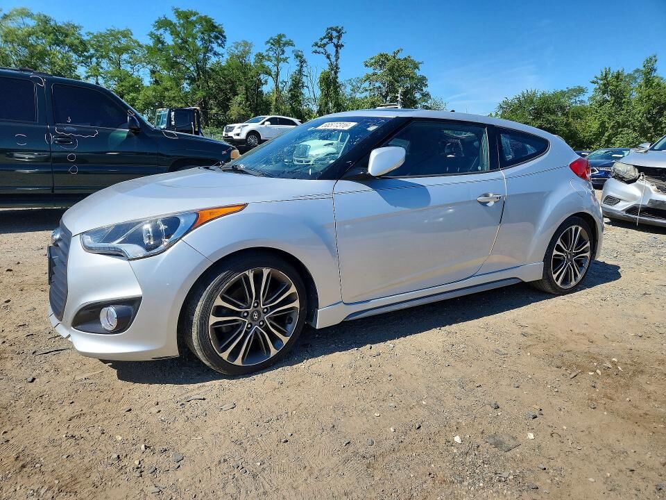2017 HYUNDAI Veloster