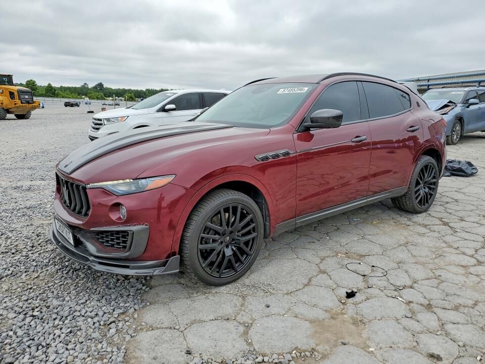 2017 MASERATI Levante