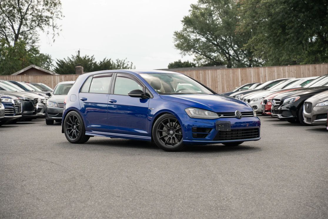 2016 VOLKSWAGEN Golf R