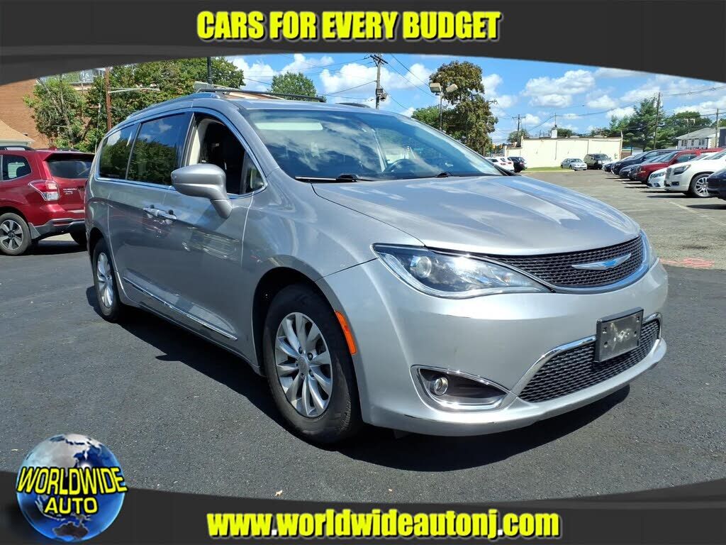 2018 CHRYSLER Pacifica