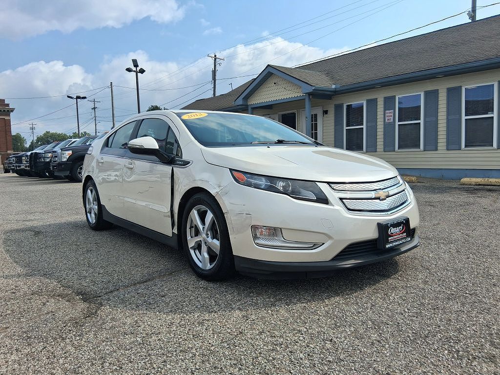 2013 CHEVROLET Volt