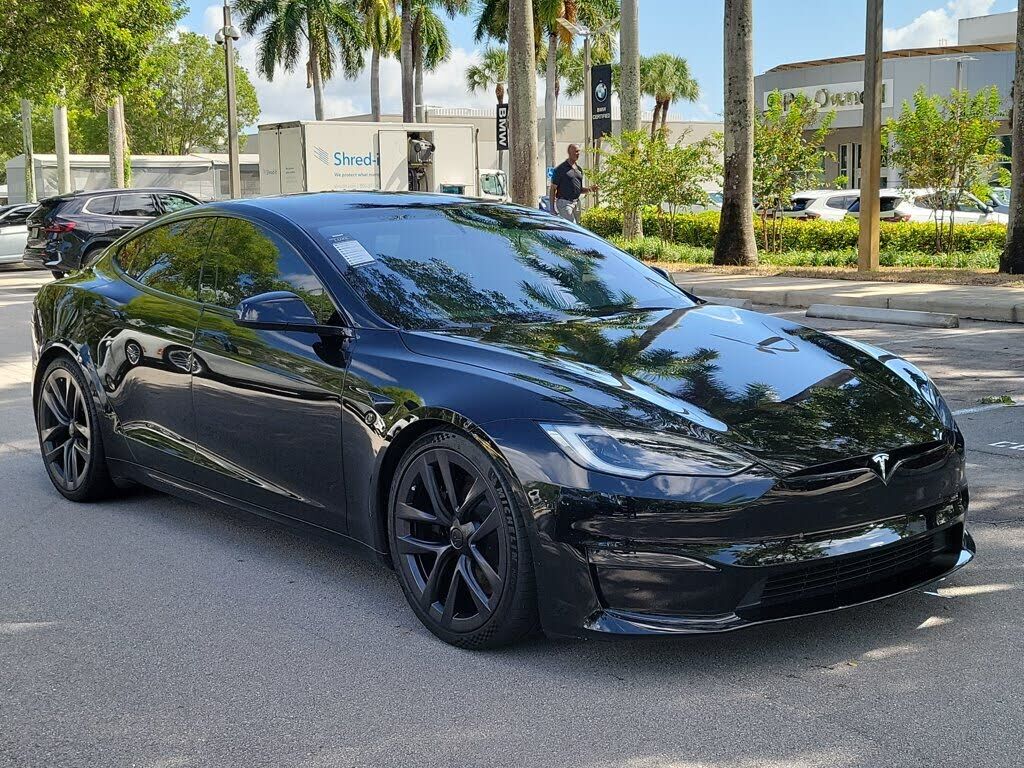 2022 TESLA Model S