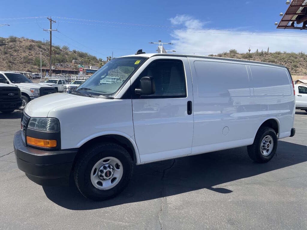2023 GMC Savana