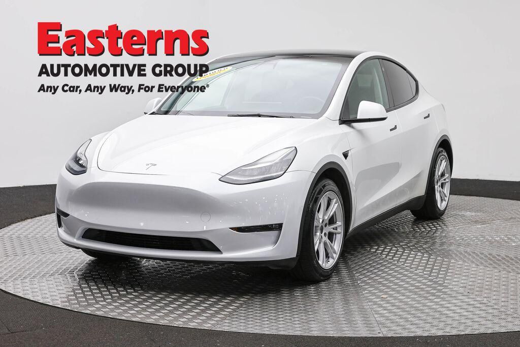 2021 TESLA Model Y