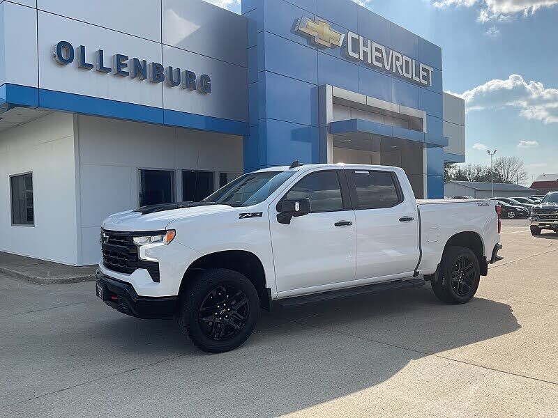2025 CHEVROLET Silverado
