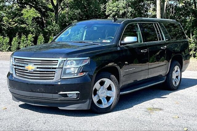 2016 CHEVROLET Suburban