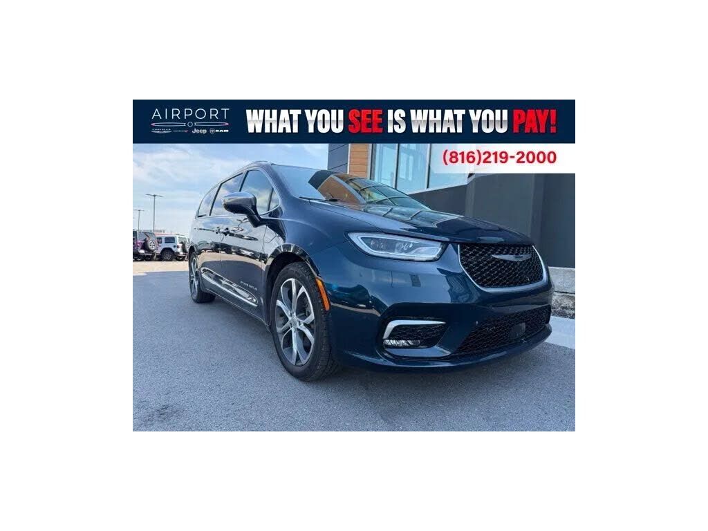 2022 CHRYSLER Pacifica