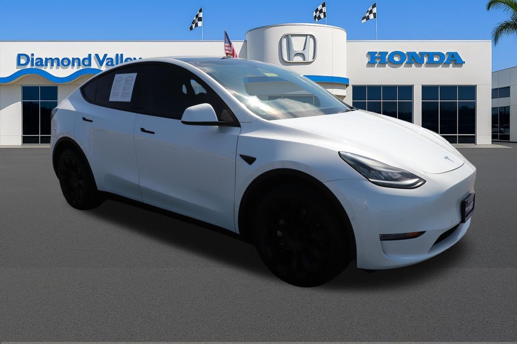 2021 TESLA Model Y