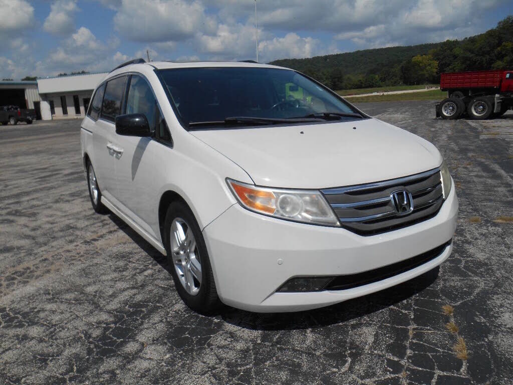 2013 HONDA Odyssey