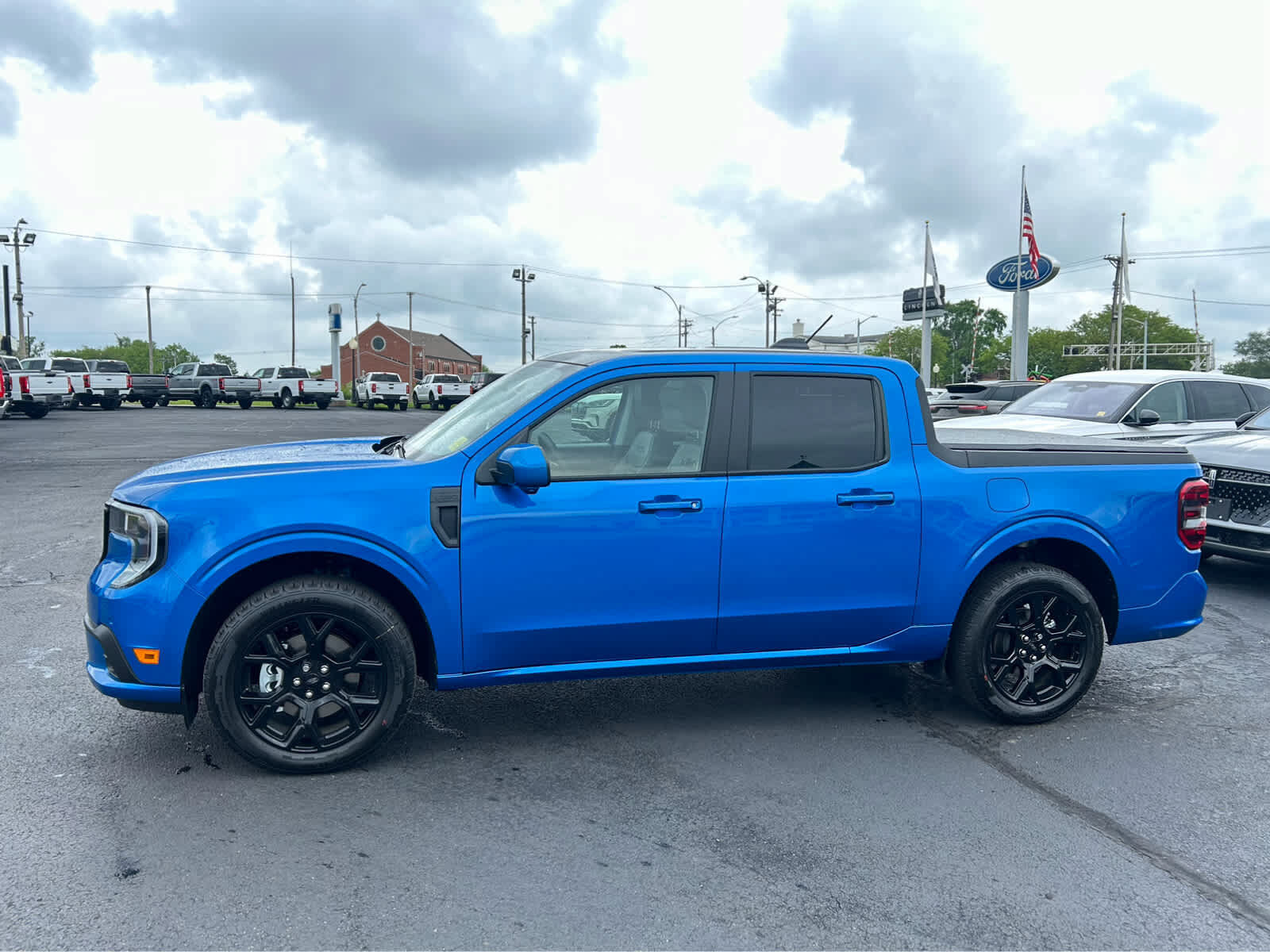 2025 FORD Maverick