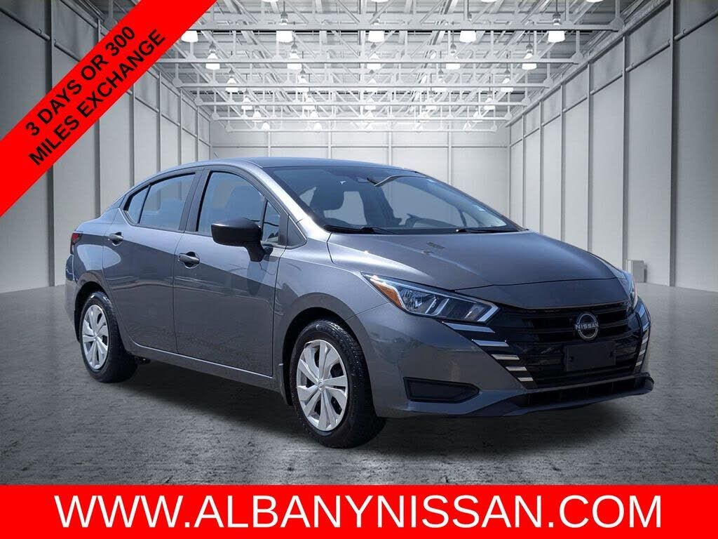 2023 NISSAN Versa