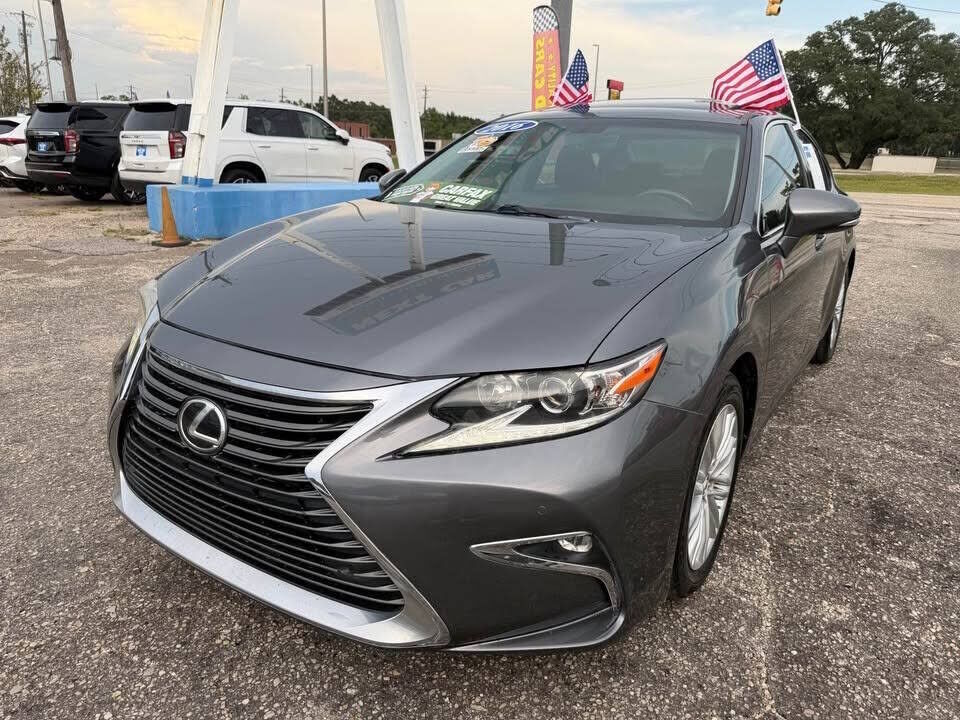2016 LEXUS ES
