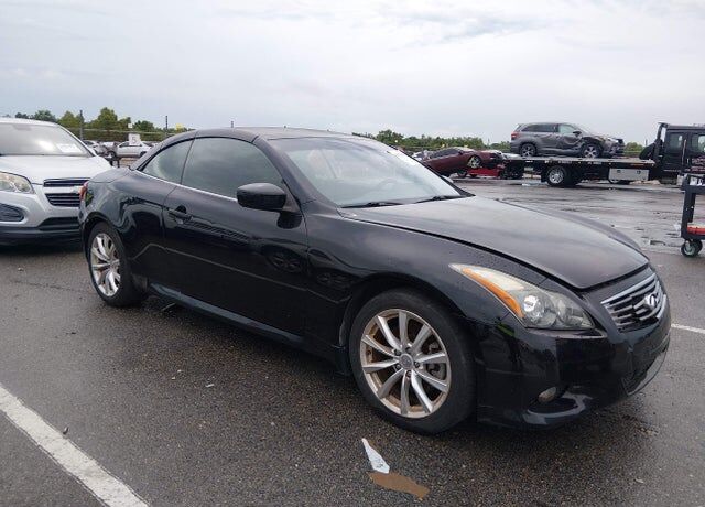 2013 INFINITI G37