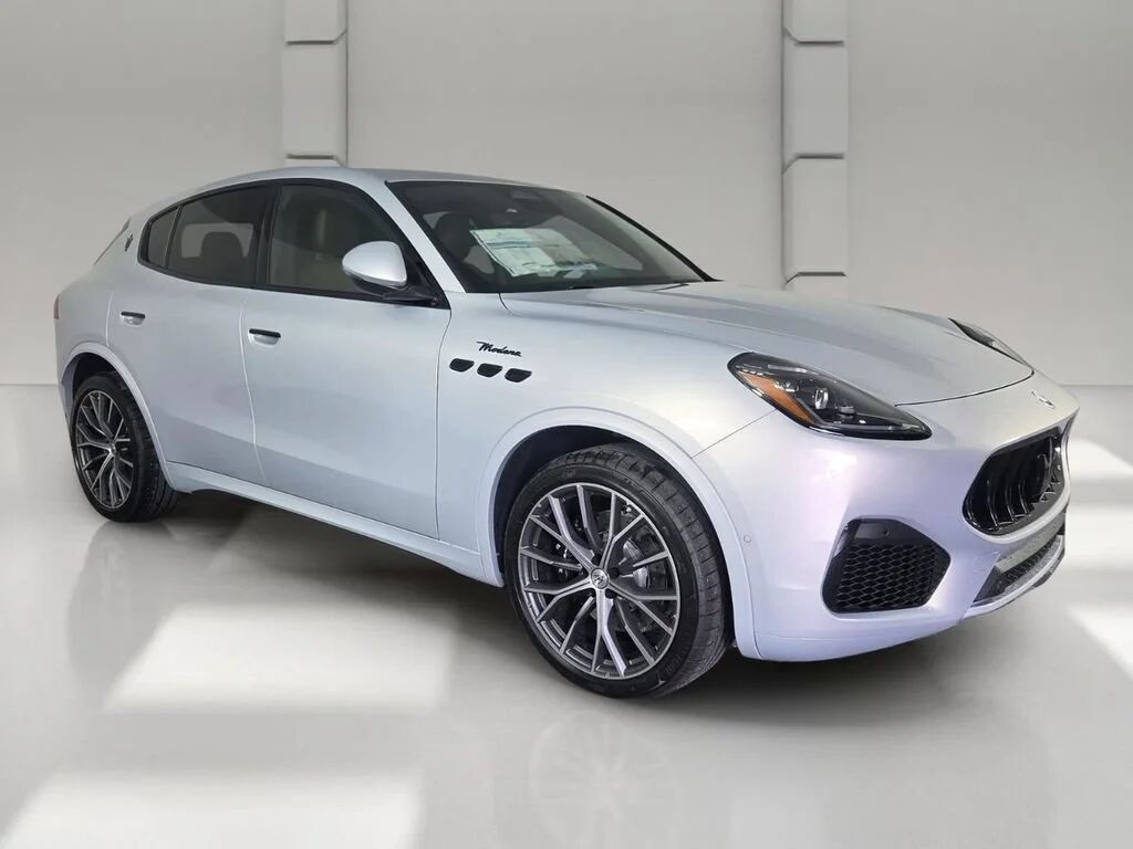 2026 MASERATI Grecale