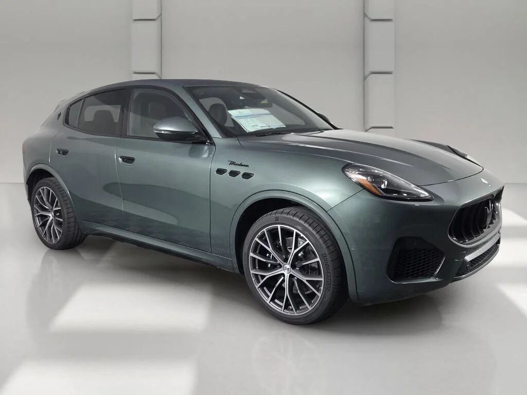 2026 MASERATI Grecale