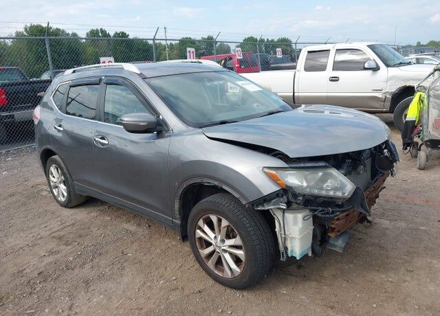 2015 NISSAN Rogue