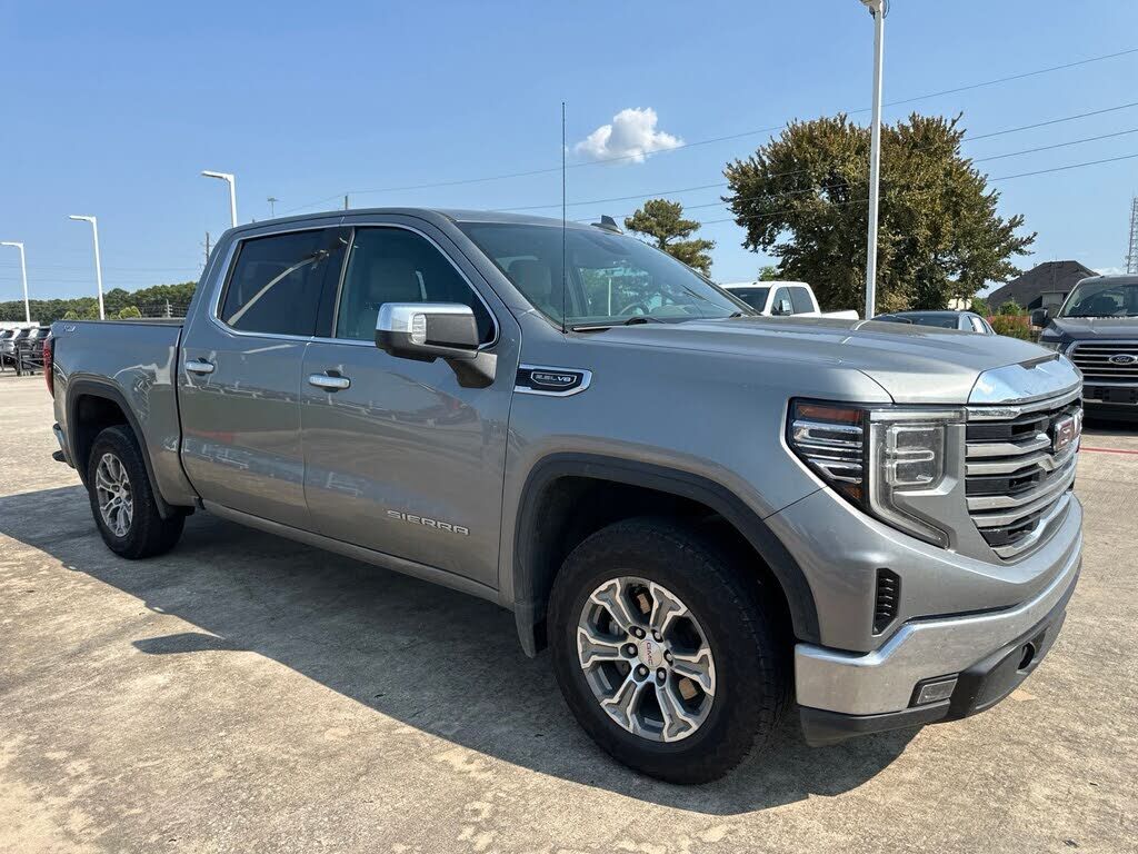 2024 GMC Sierra