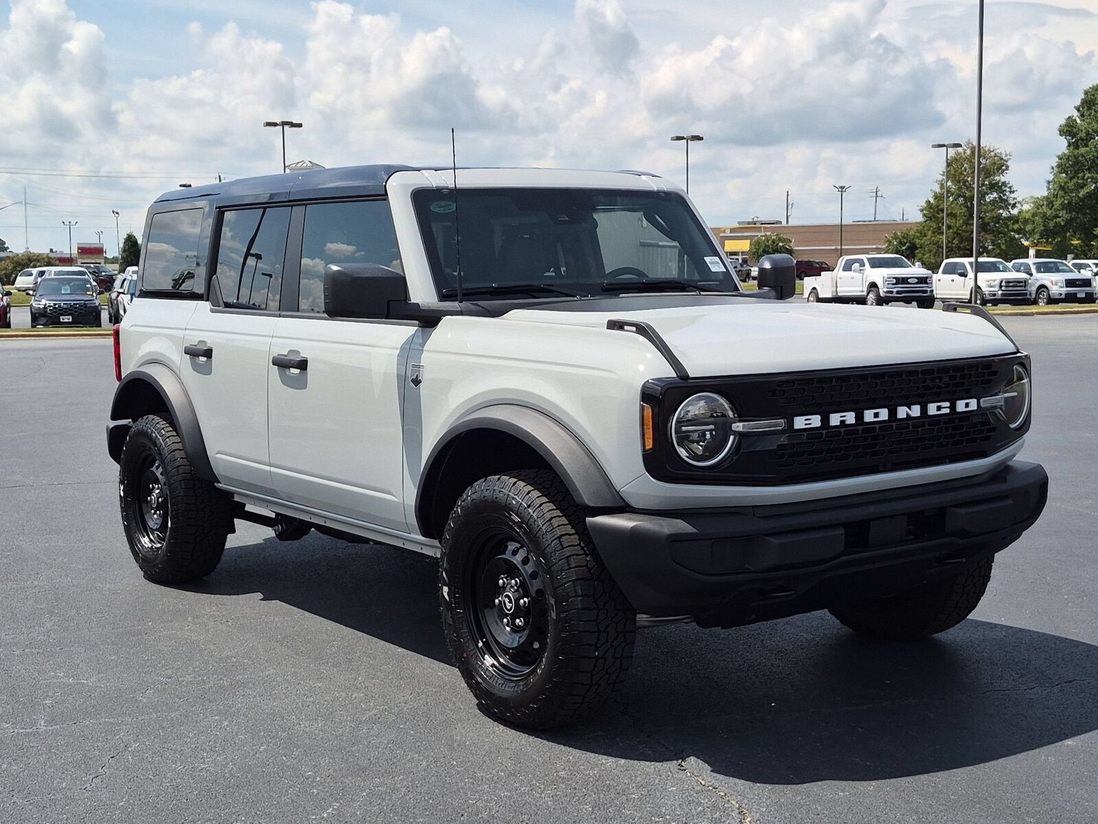 2026 FORD Bronco