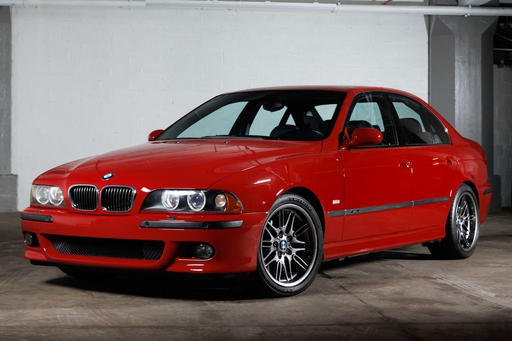 2002 BMW M5