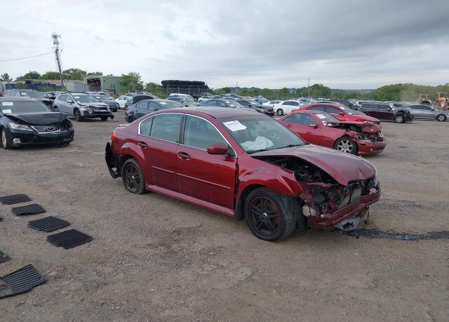 2012 SUBARU Legacy