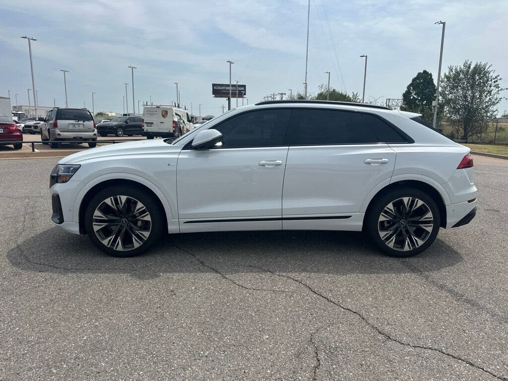 2025 Audi Q8
