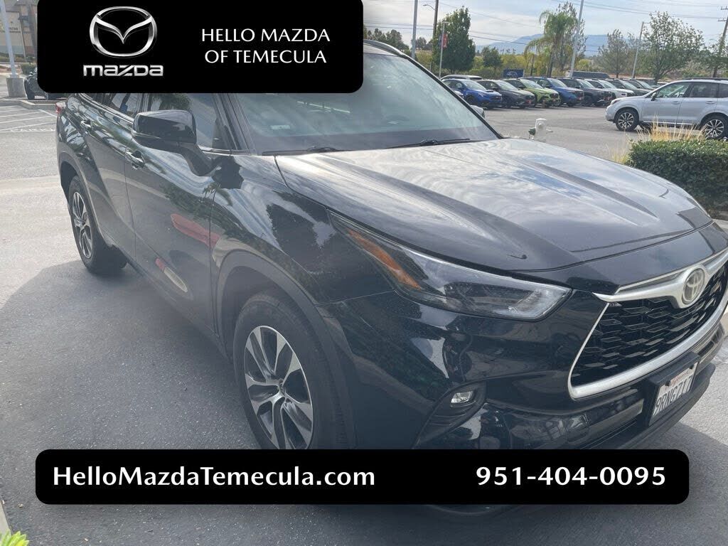 2022 TOYOTA Highlander