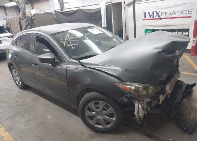 2014 MAZDA Mazda3
