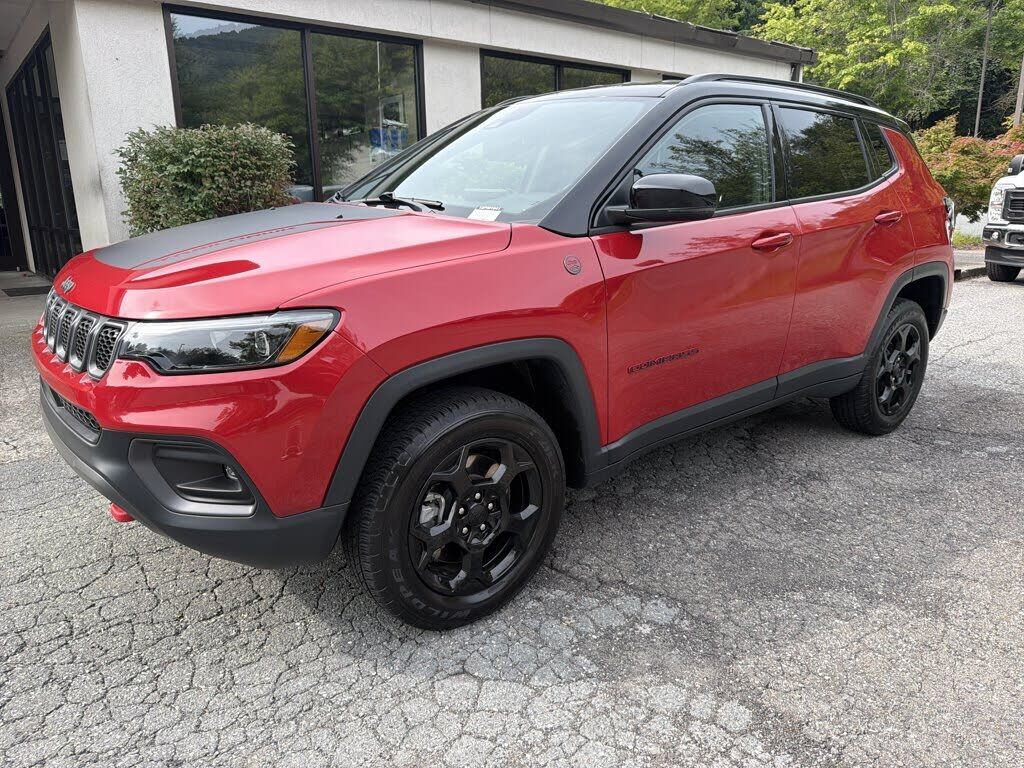 2023 JEEP Compass