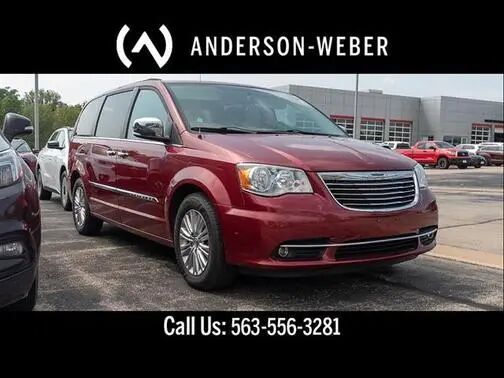 2015 CHRYSLER Town and Country