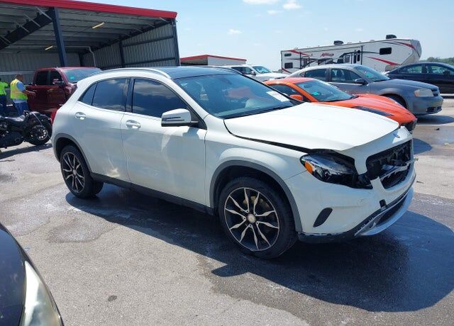 2016 MERCEDES-BENZ GLA-Class