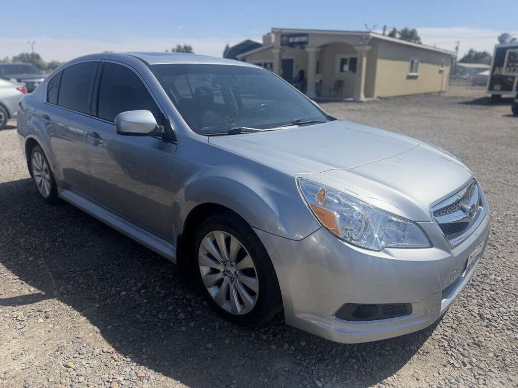 2012 SUBARU Legacy