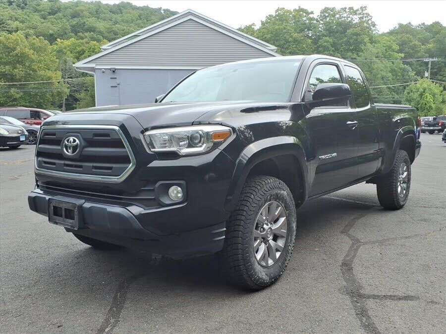 2016 TOYOTA Tacoma