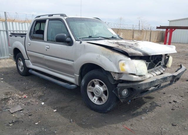 2004 FORD Explorer