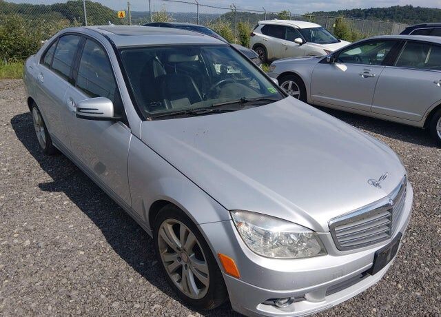 2011 MERCEDES-BENZ C-Class