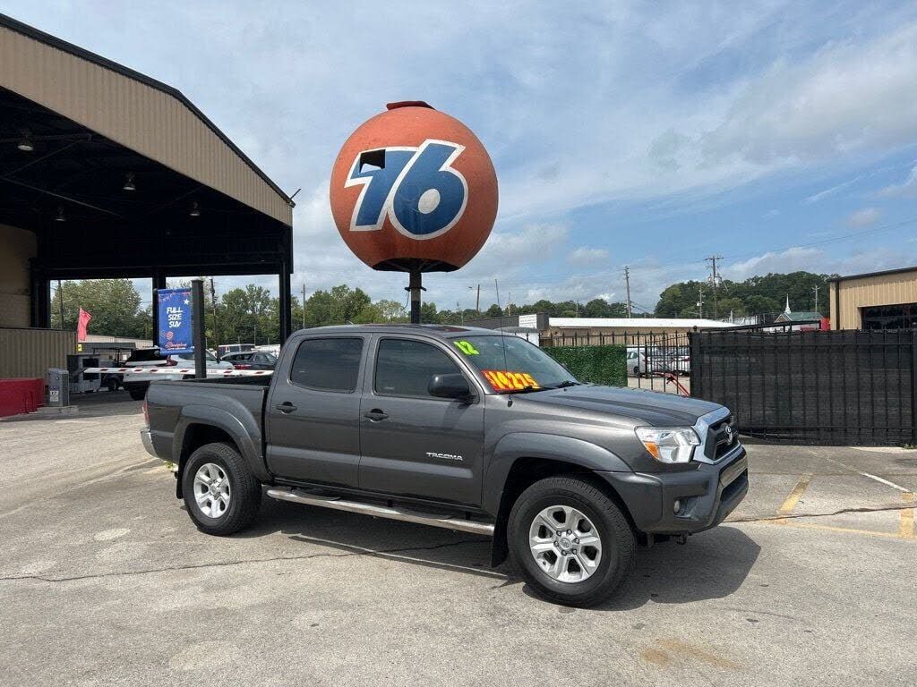 2012 TOYOTA Tacoma