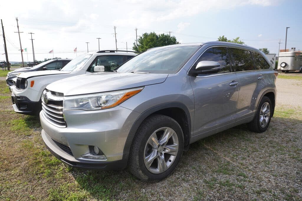 2015 TOYOTA Highlander