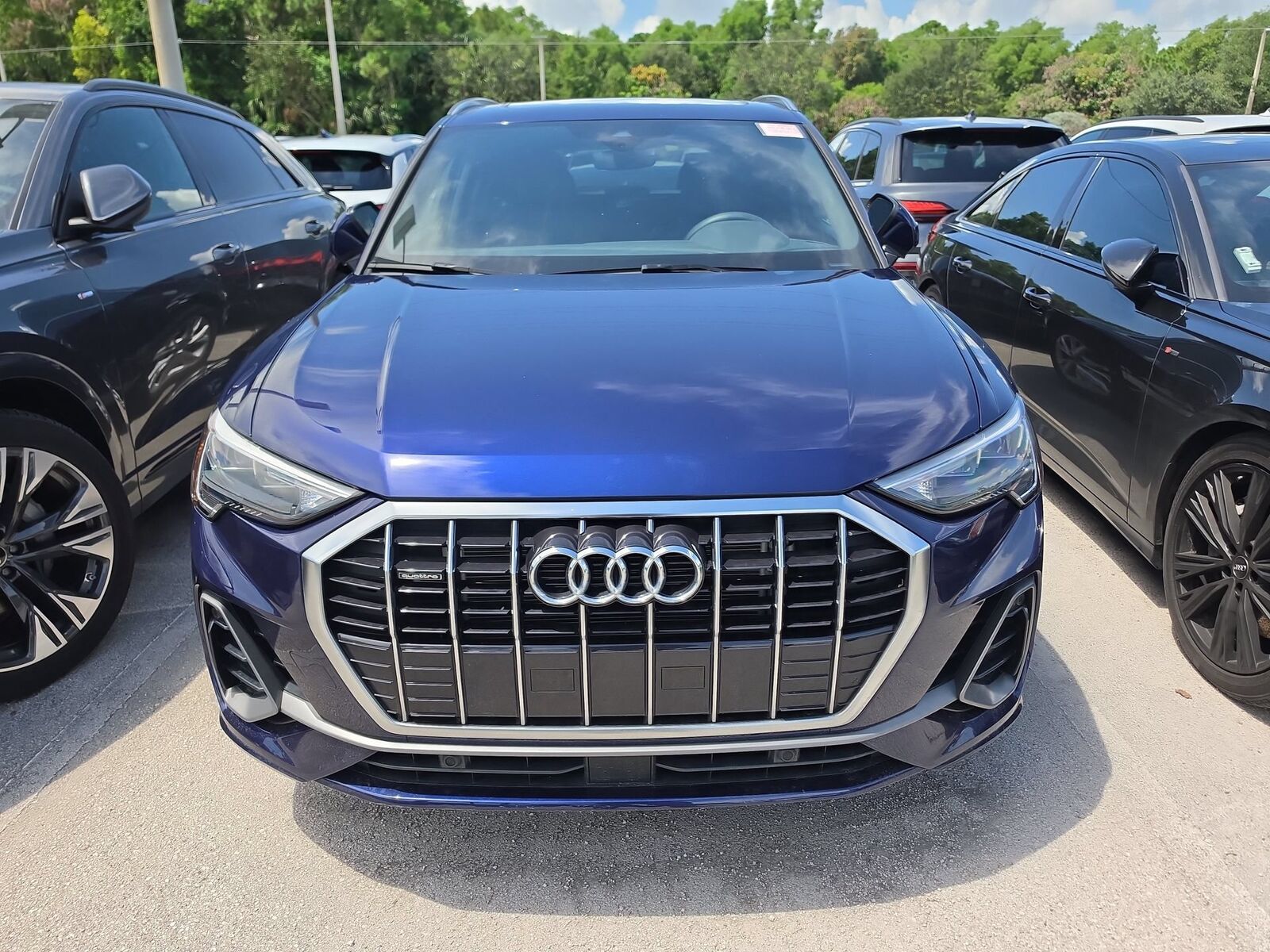 2022 Audi Q3