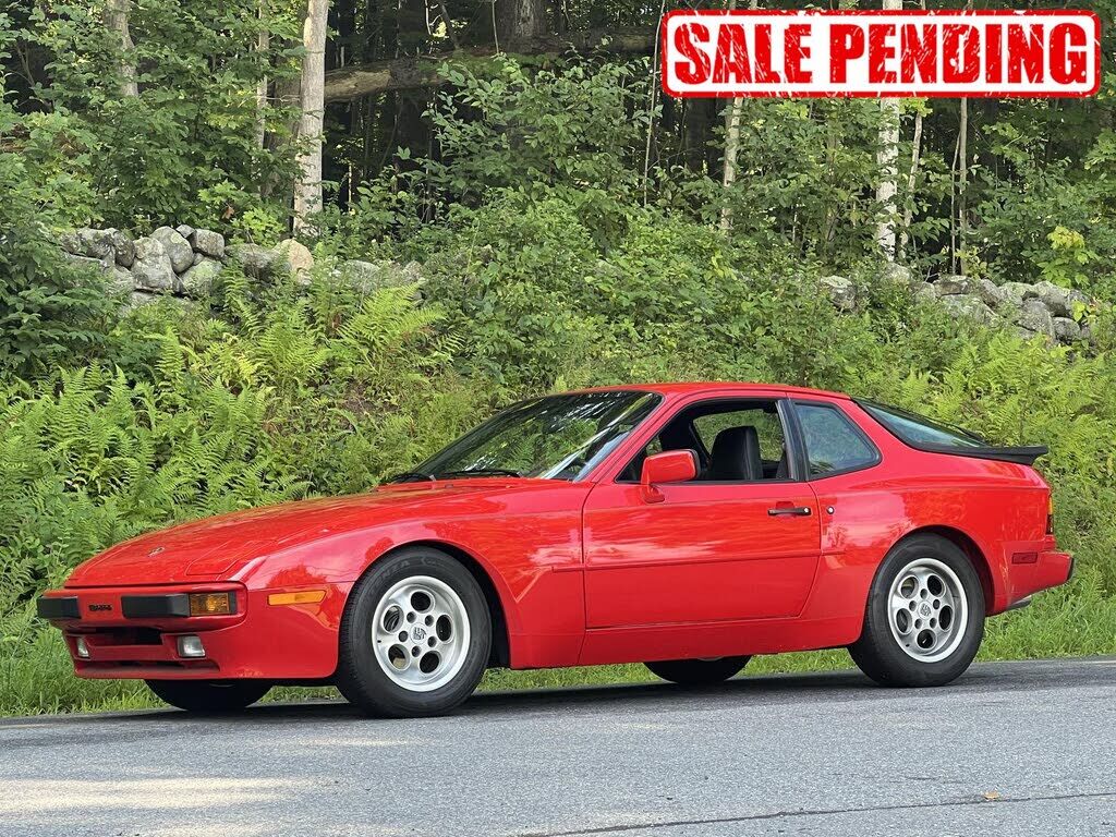 1986 PORSCHE 944