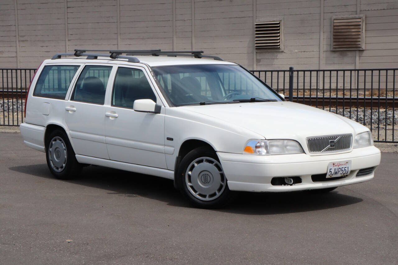 1998 VOLVO V70