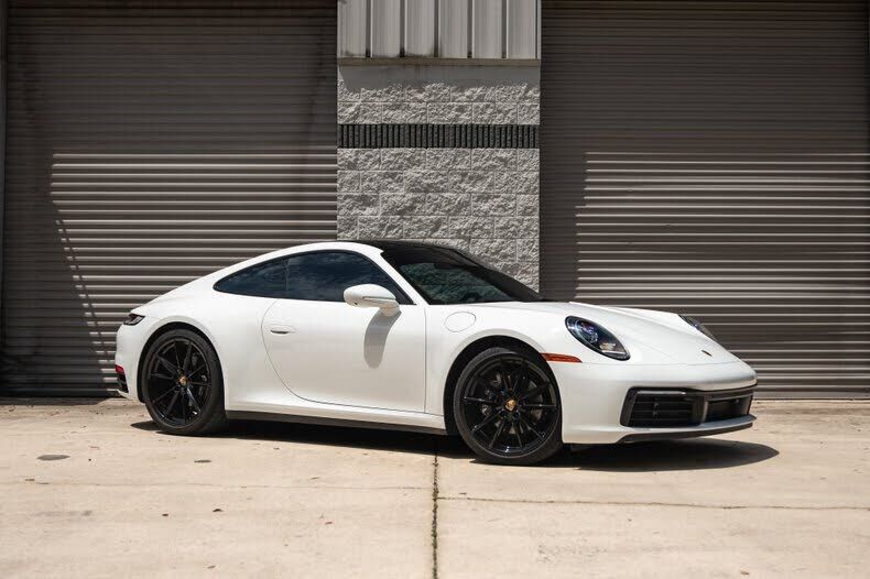 2021 PORSCHE 911