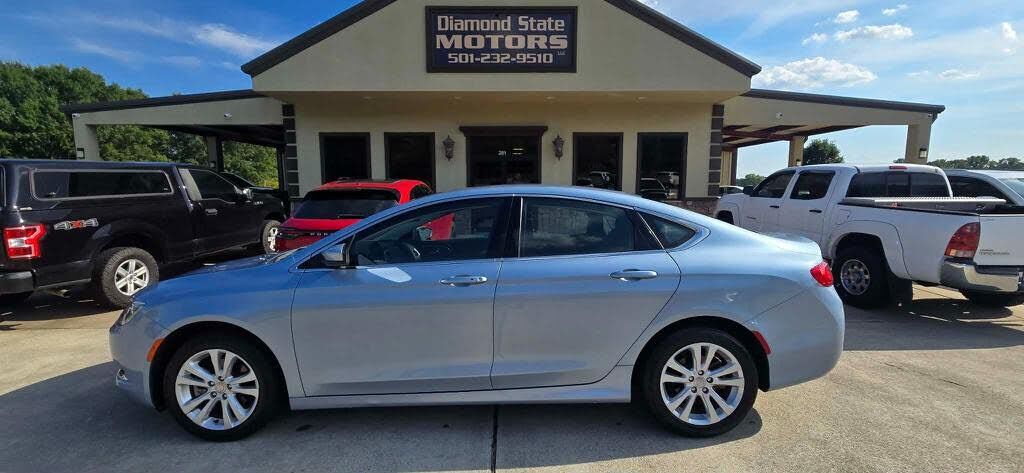 2015 CHRYSLER 200