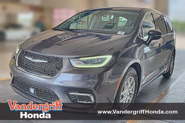 2023 CHRYSLER Pacifica