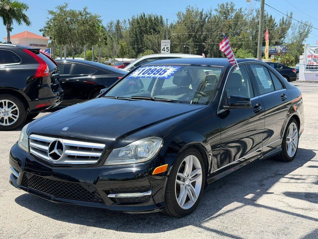 2012 MERCEDES-BENZ C-Class