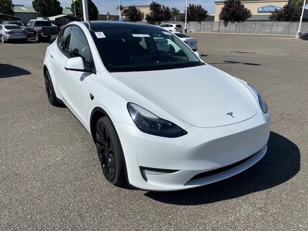 2022 TESLA Model Y