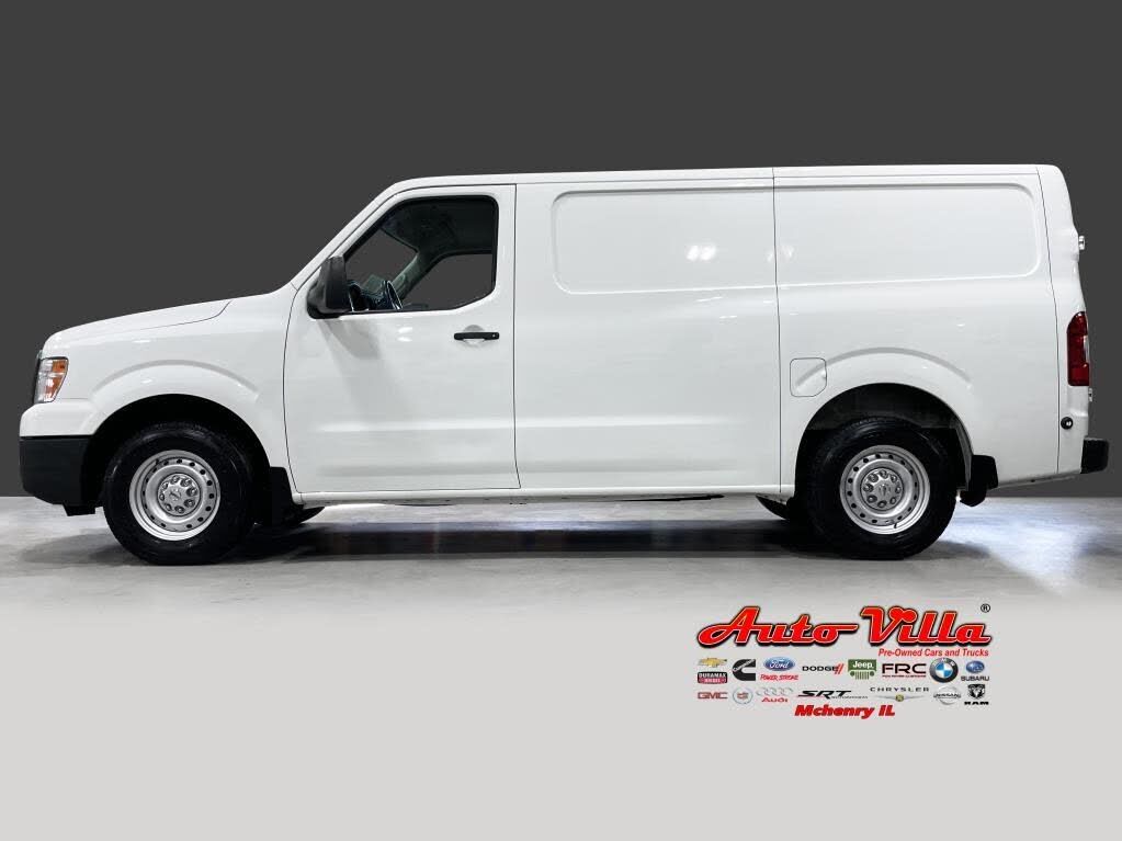 2016 NISSAN NV