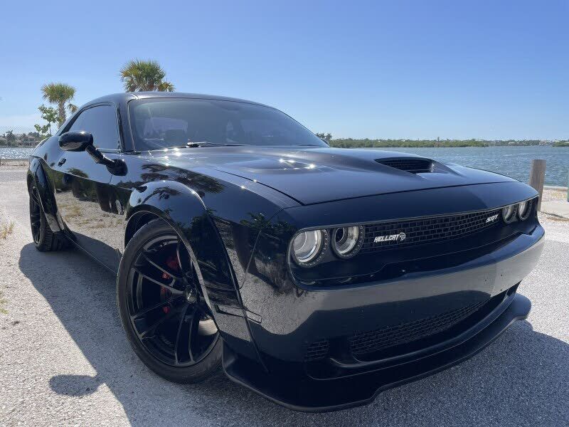 2016 DODGE Challenger